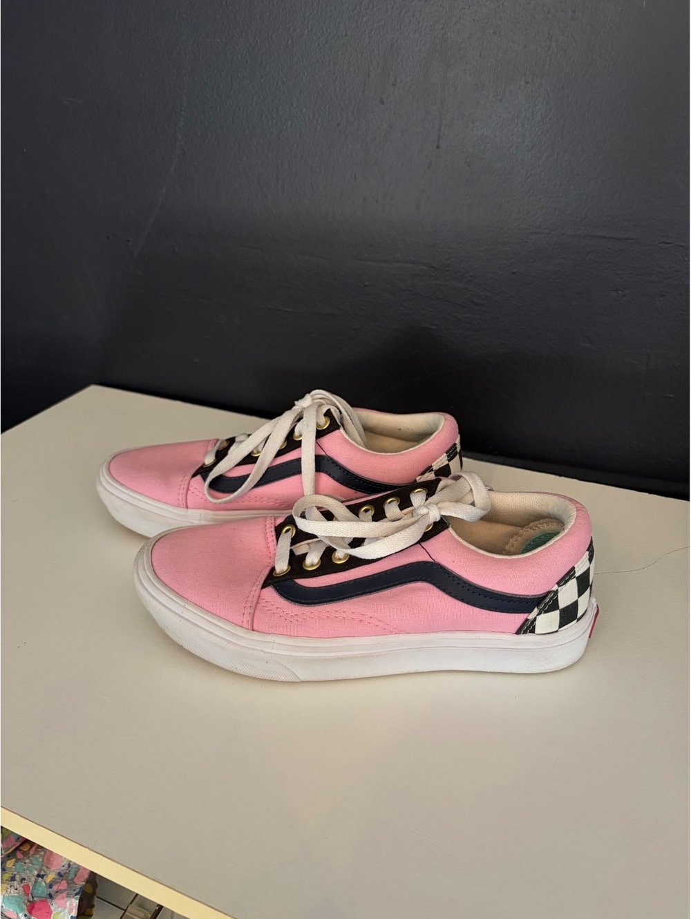 Vans Pink Black Checkerboard Low Top Sneakers Women’s 6 Skate Y2K